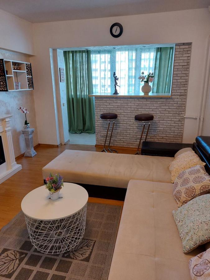 Apartament Central Renovat 3 Camere Bükreş Dış mekan fotoğraf