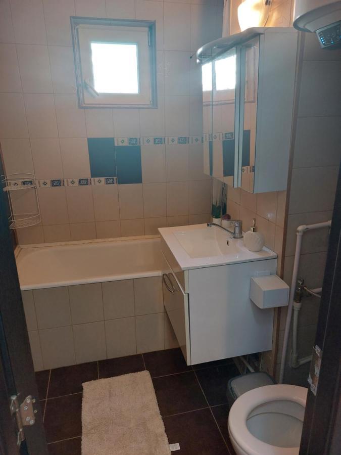 Apartament Central Renovat 3 Camere Bükreş Dış mekan fotoğraf