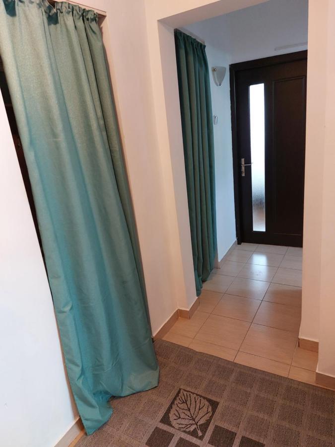 Apartament Central Renovat 3 Camere Bükreş Dış mekan fotoğraf